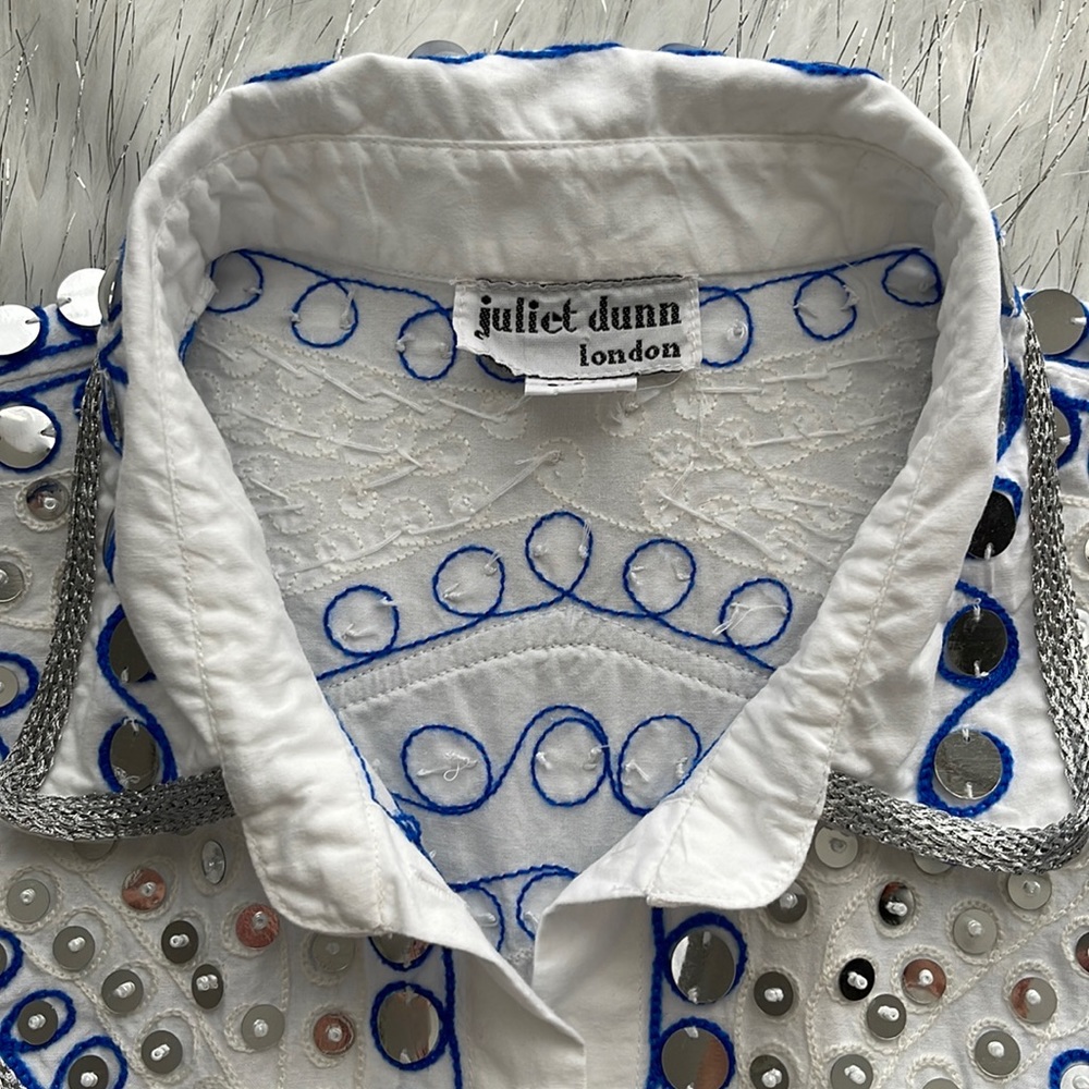 Juliet Dunn London Embroidered Embelished Poncho Shirt Dress in White/Bl… - Picture 15 of 16